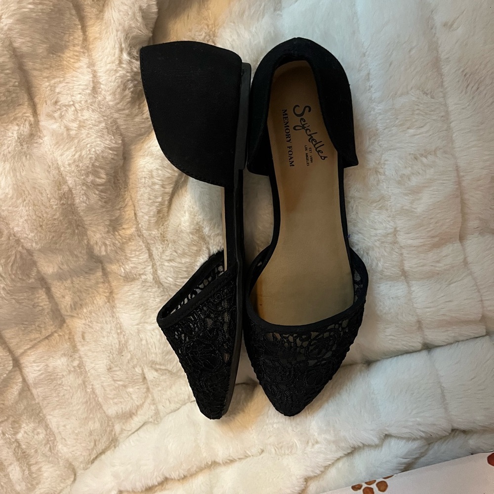 Seychelles Women’s 8W Black Pointed Toe Sheer Lace Spring Summer Dressy Flats